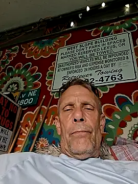 Snapshot of truckdawg2023 chatting on 18, 6, 2026 truckdawg2023 online show from 18, 6, 2026
