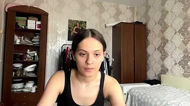 MarlynSiefkes online show from 5, 6, 2026
