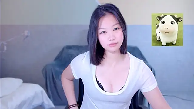 Snapshot of YangYang-Ya chatting on 8, 7, 2026 YangYang-Ya online show from 8, 7, 2026