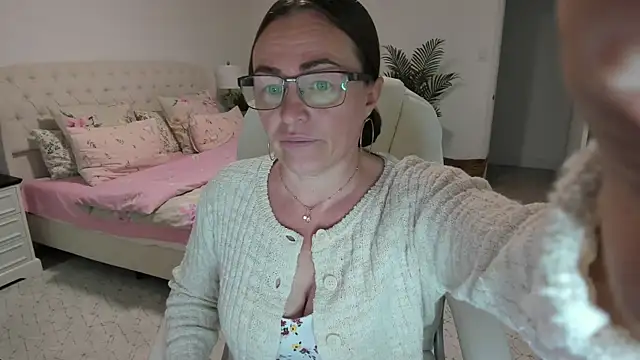 Vika73 online show from 18, 6, 2026