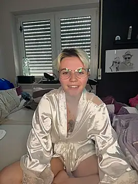 HannahFoxxx online show from 18, 5, 2026