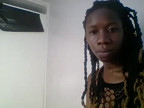 Snapshot of kee_vigin chatting on 4, 6, 2026 kee vigin online show from 4, 6, 2026