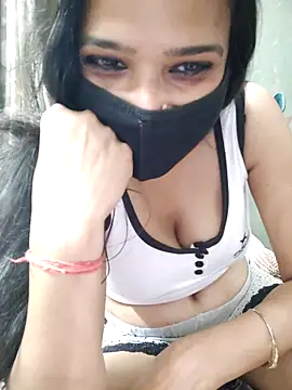 Amrita Thakur01 online show from 1, 6, 2026