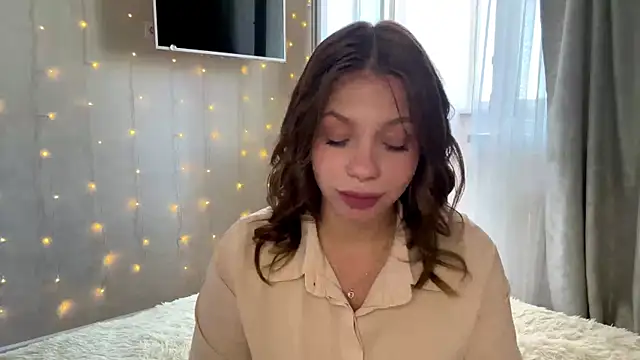 Snapshot of Lia_be_mine chatting on 9, 7, 2026 Lia be mine online show from 9, 7, 2026