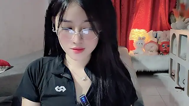 Bee-Cherry online show from 24, 5, 2026