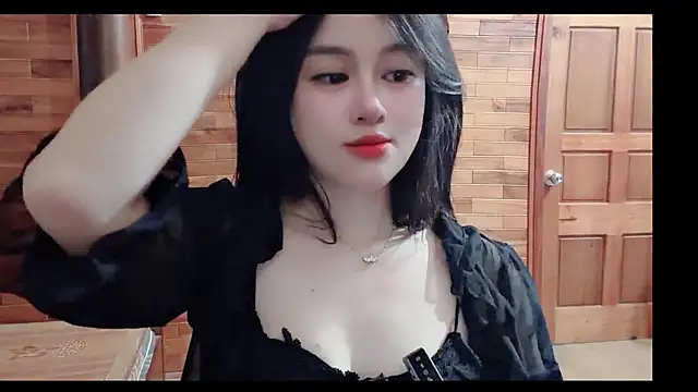 Bee-Cherry online show from 15, 6, 2026