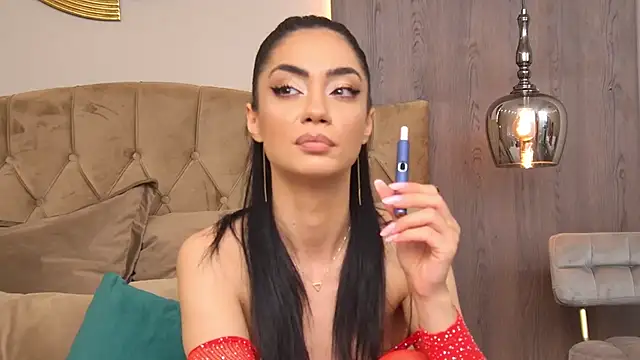 Snapshot of VivienneStark chatting on 11, 7, 2026 VivienneStark online show from 11, 7, 2026