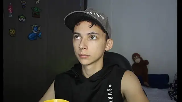 archi love online show from 8, 12, 2024