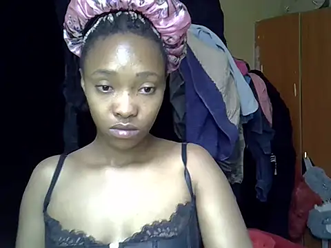 Snapshot of pretty_jazminee1 chatting on 21, 5, 2026 pretty jazminee1 online show from 21, 5, 2026
