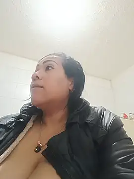 OliviaWilliamm online show from 17, 7, 2026