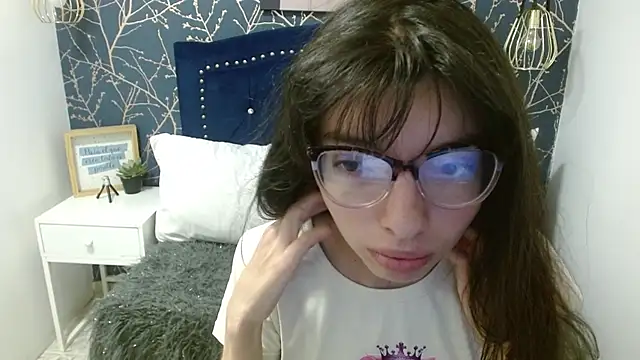 Allyshon  online show from 2, 6, 2026