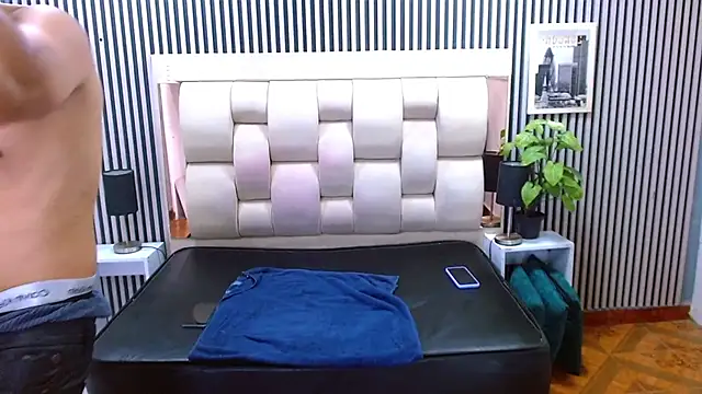 Alexa And Alex online show from 20, 5, 2026