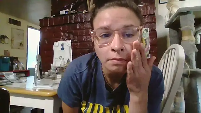 Snapshot of dabbingueen_94 chatting on 9, 7, 2026 dabbingueen 94 online show from 9, 7, 2026