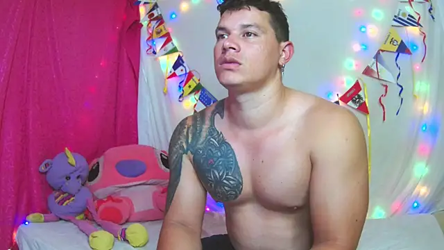 Snapshot of _SweetAddiction chatting on 11, 7, 2026 SweetAddiction online show from 11, 7, 2026