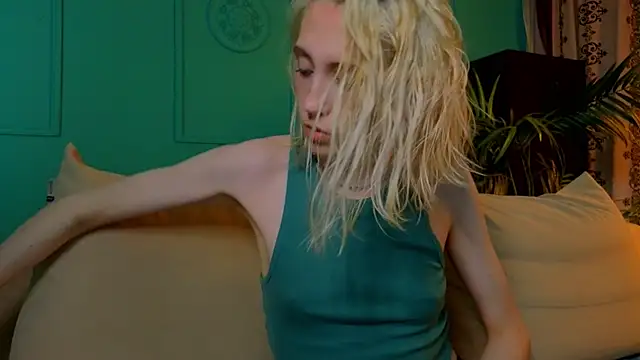 Elen  Moore online show from 13, 7, 2026