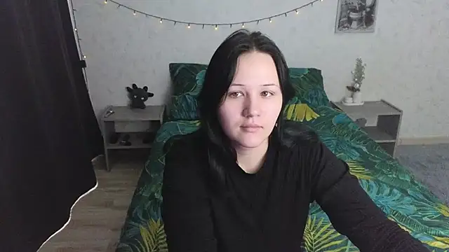 Snapshot of Tori_cute chatting on 6, 7, 2026 Tori cute online show from 6, 7, 2026