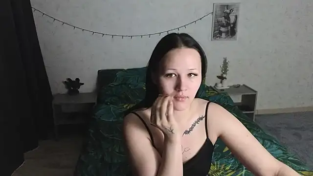 Snapshot of Tori_cute chatting on 9, 7, 2026 Tori cute online show from 9, 7, 2026