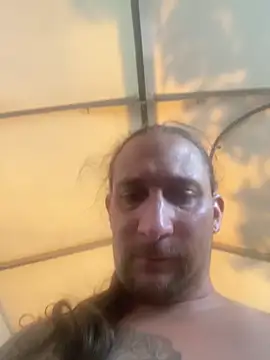 brazybooty92 online show from 1, 6, 2026