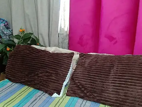 YummyMilkyLane online show from 26, 5, 2026