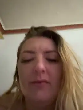 sofivibe online show from 4, 6, 2026