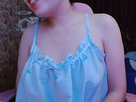 Julie Ulie online show from 31, 5, 2026