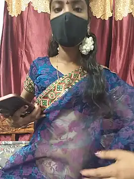 Snapshot of reshma124 chatting on 27, 6, 2026 reshma124 online show from 27, 6, 2026