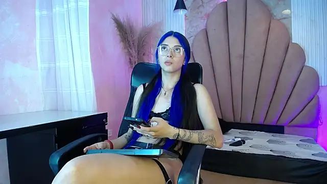 Kyomi Hunt online show from 13, 7, 2026