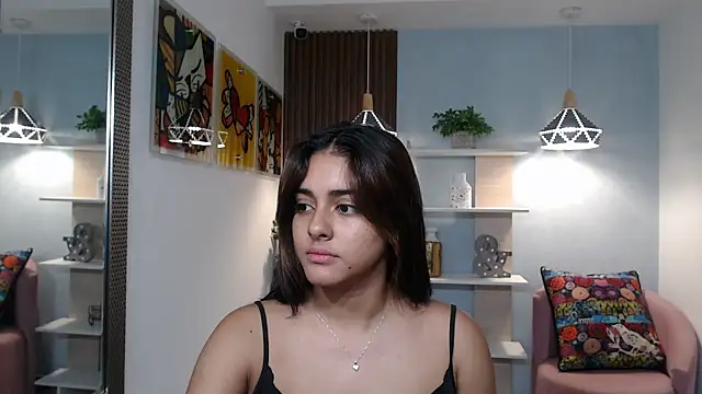 Snapshot of _Lucy_Grey_ chatting on 4, 7, 2026 Lucy Grey online show from 4, 7, 2026