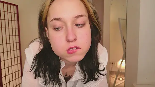 Oksi Koxy online show from 3, 6, 2026