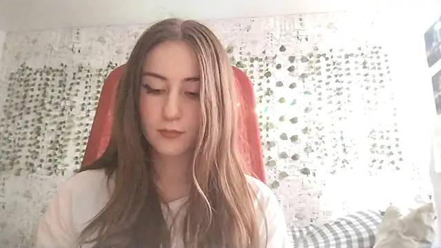 Pollykiss online show from 5, 6, 2026