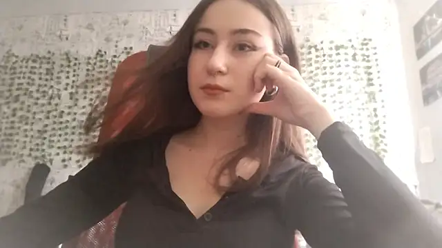 Pollykiss online show from 7, 7, 2026
