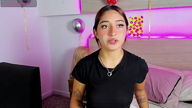 Nina-Mars online show from 4, 8, 2026
