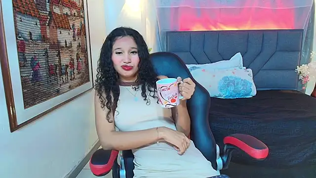 Aurora Gatty online show from 17, 7, 2026