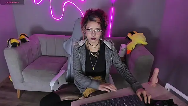 aikoo fallen angel online show from 26, 5, 2026