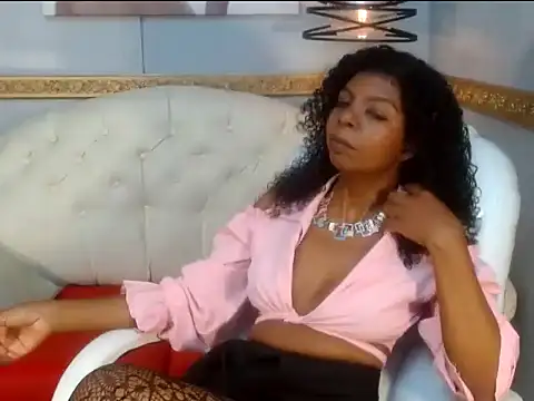 XtinaRave online show from 1, 6, 2026