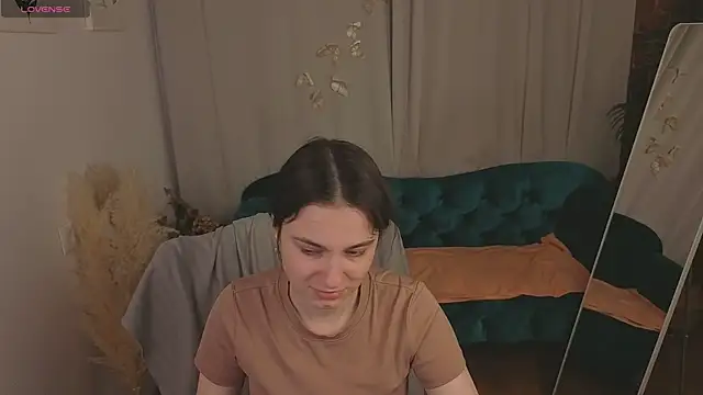 nishira shy online show from 2, 6, 2026