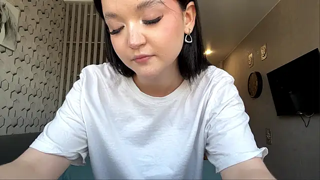 NikiGrandberry online show from 23, 5, 2026
