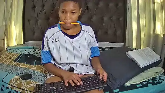 TypicalBaddiex online show from 18, 7, 2026