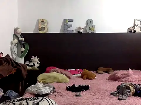 mommy-flabia online show from 3, 6, 2026
