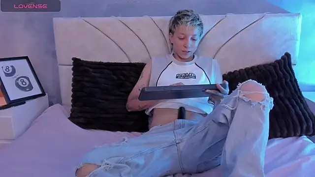 vane grey online show from 30, 5, 2026