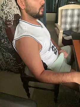 SaltyYoungDaddy online show from 10, 6, 2026