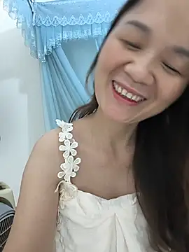 Snapshot of Lye_lovely chatting on 8, 7, 2026 Lye lovely online show from 8, 7, 2026