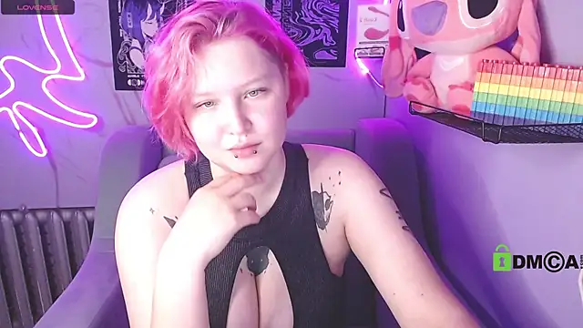 Snapshot of DolliRosees chatting on 9, 6, 2026 DolliRosees online show from 9, 6, 2026