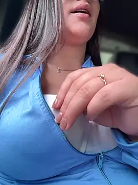 Ahricutte1 online show from 4, 6, 2026