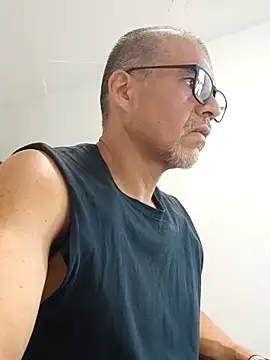 Gaceru01006 online show from 28, 5, 2026