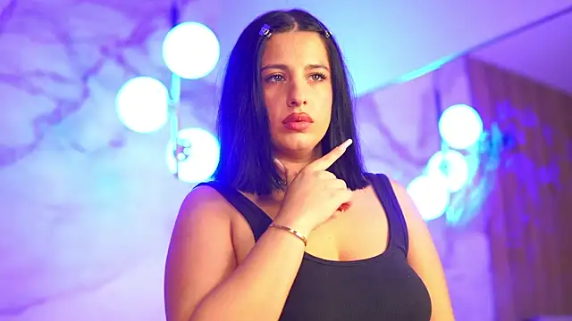 Vanessaxrayy online show from 28, 5, 2026