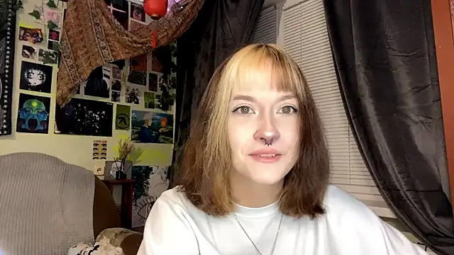 YourFavoriteAltgirl online show from 31, 5, 2026
