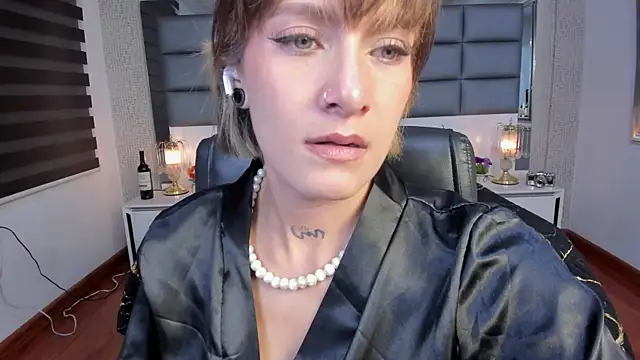 Mrs Regina clk online show from 7, 7, 2026