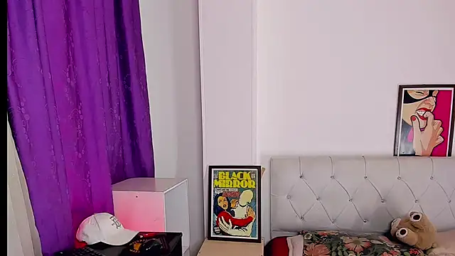Angel foxc13 online show from 16, 7, 2026