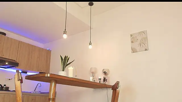 Milo K online show from 4, 6, 2026